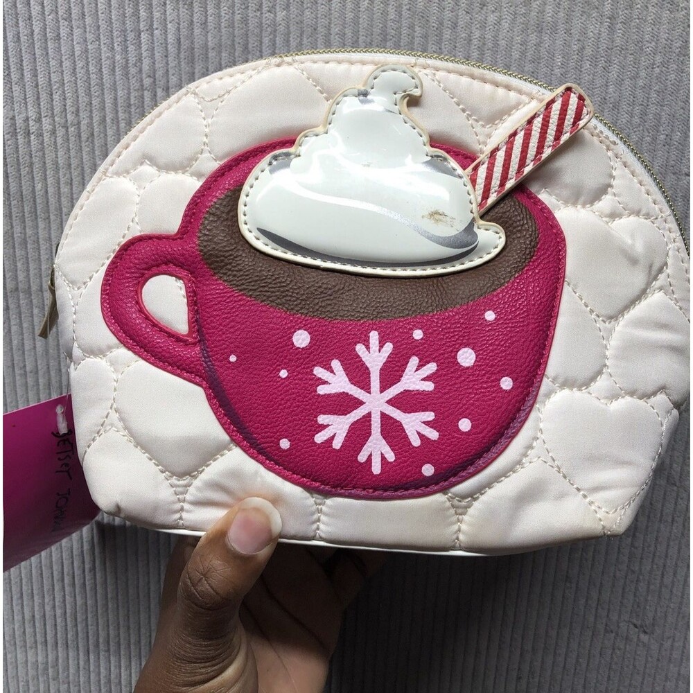 Betsy Johnson Cosmetic Bag White Coffee Cup NWD